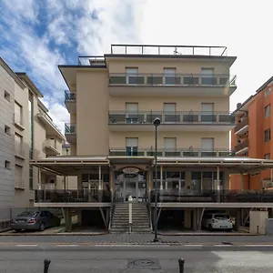 Hotel Abc ***